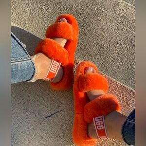 UGG Oh Yeah Slide Cozy Slipper Neon Orange, Sz 7